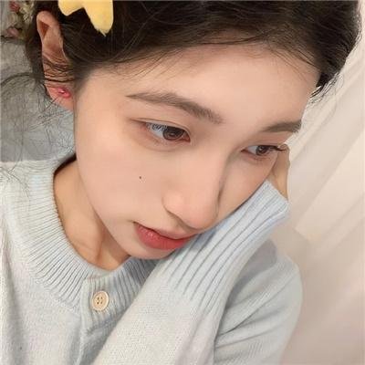 小镇春回